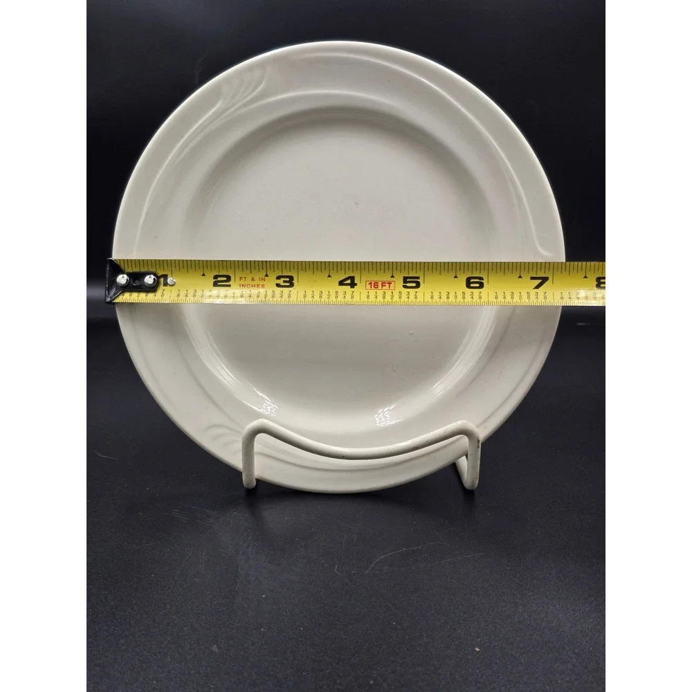 Oneida Espree 9904A White Dinner Plate Elegant Swirl Rim‎ Vintage Hospitality